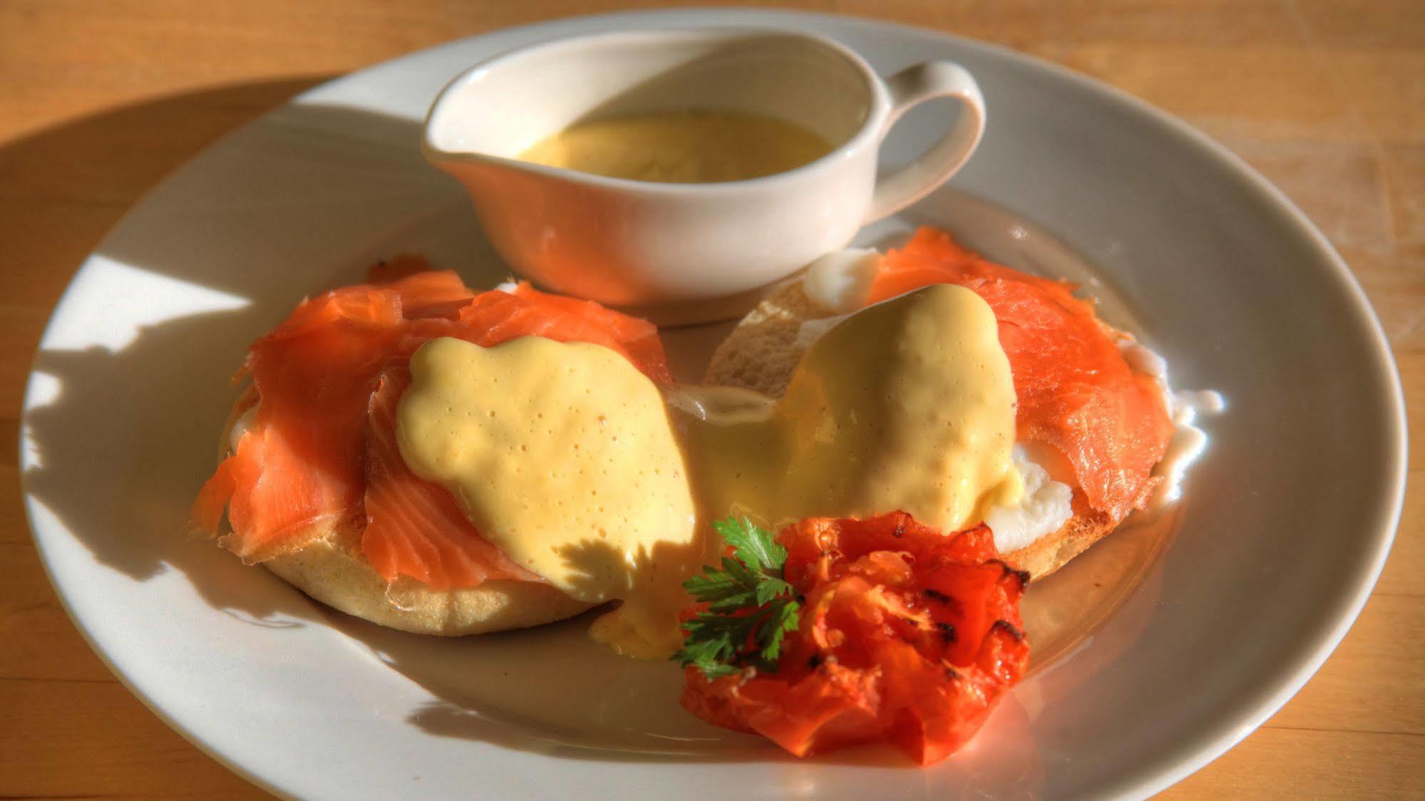 แอชดาวน์ส ออฟ โดเวอร์ เบด แอนด์ เบรคฟาสต์ Bed & Breakfast Dover ภายนอก รูปภาพ